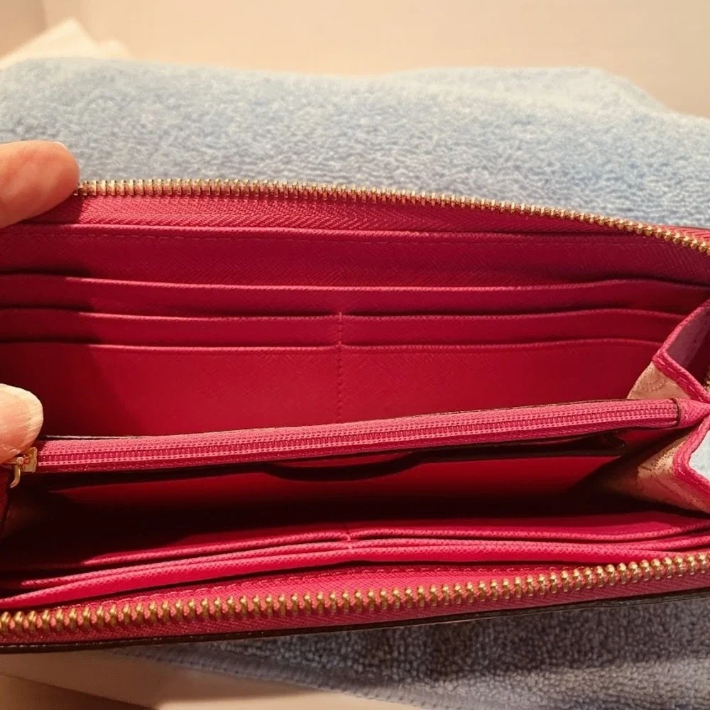 Michael Kors Wallet Womens‎ Pink Saffiano Leather Zip Clutch Wristlet Purse Bag
